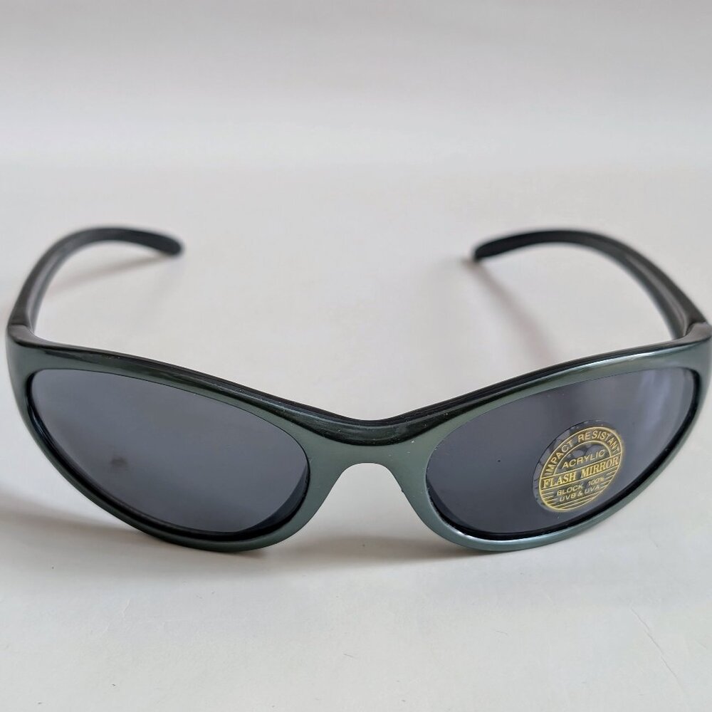 NWT Vintage 90's PC Oval Sporty Sunglasses (S. Olive Green)